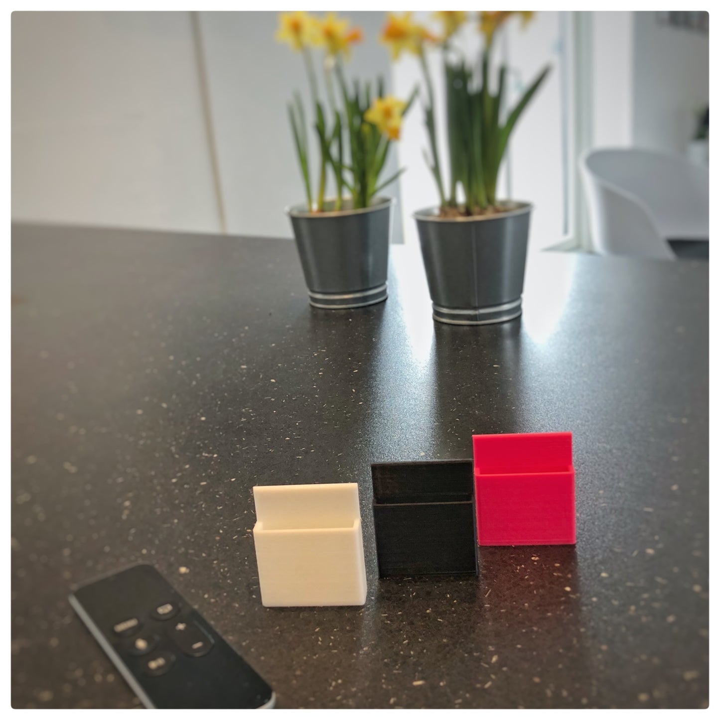 Remoteholder m./klæber